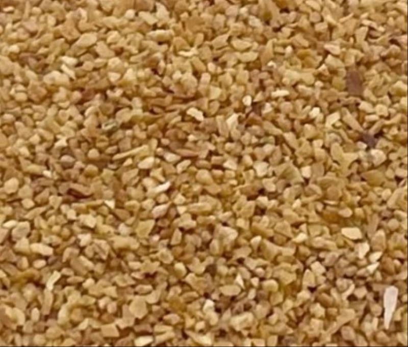 乾燥蒜粒：兼具蒜香與口感。