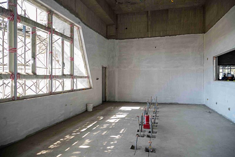 翁章梁視察嘉縣災害應變中心、特搜大隊暨防災教育中心新建工程。