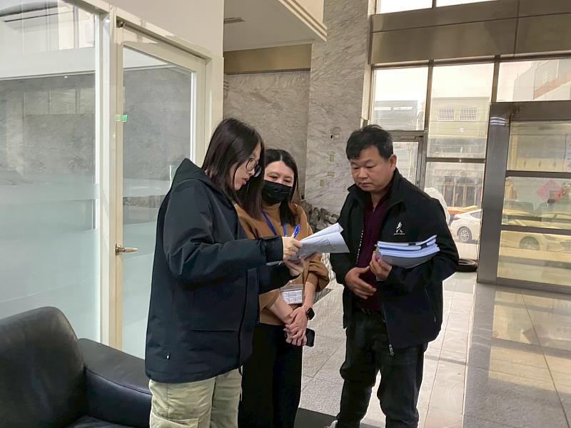 環保局現勘事業現場訪談。