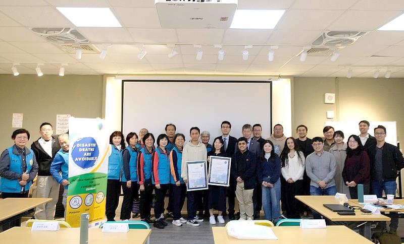 暨大成立「Avoidable Deaths Network(ADN)台灣支部」,來賓合影。
