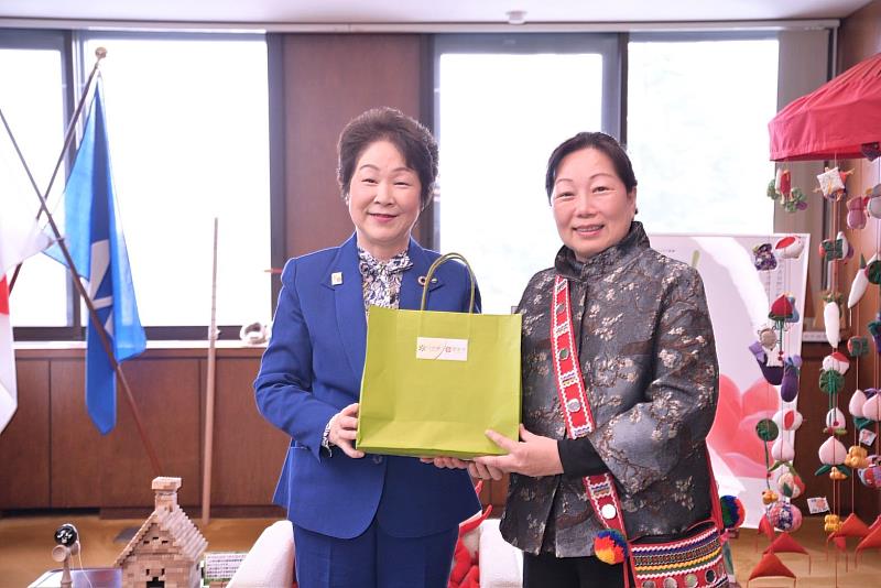Mayor Hsu Promotes Travel in JP, Secures Charter Flight Support