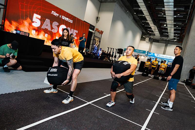 「台灣大力士5 AS ONE對抗賽」升級為全天競賽，以凝聚團隊力量為核心。（貿協提供）