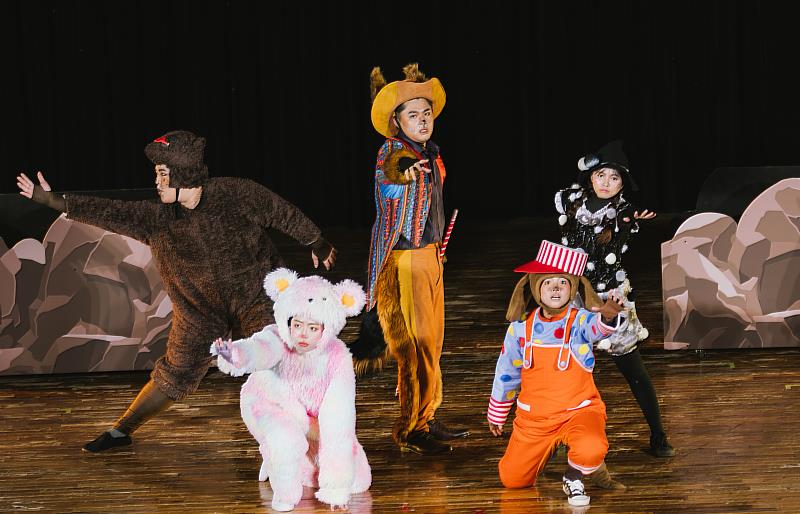 蘋果劇團《發糕與臭臭的奇幻冒險》精彩劇照