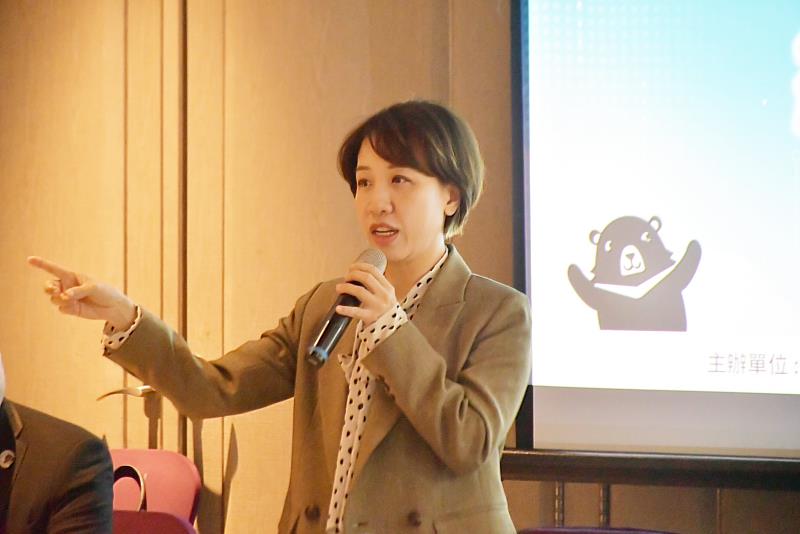 僑務委員會副委員長李姸慧致詞。