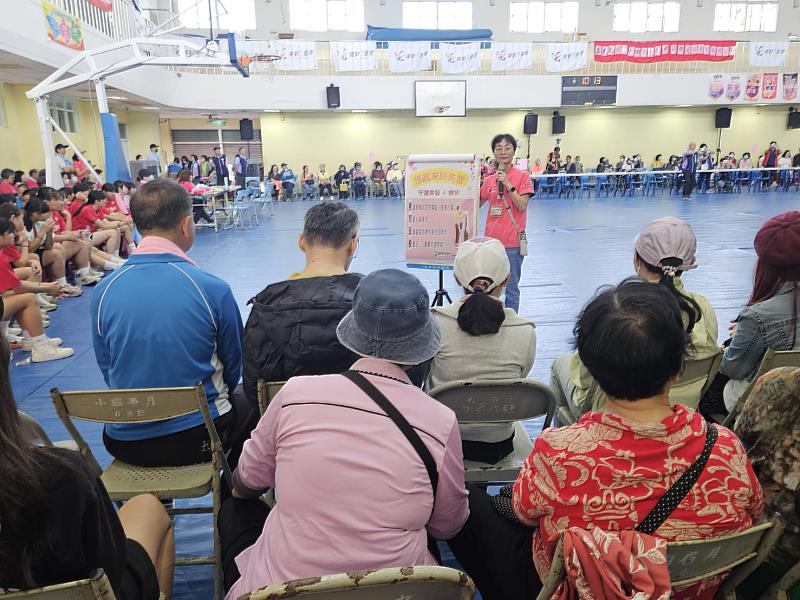 水上鄉辦全民樂活健走，衛生所推運動護腦防失智-5