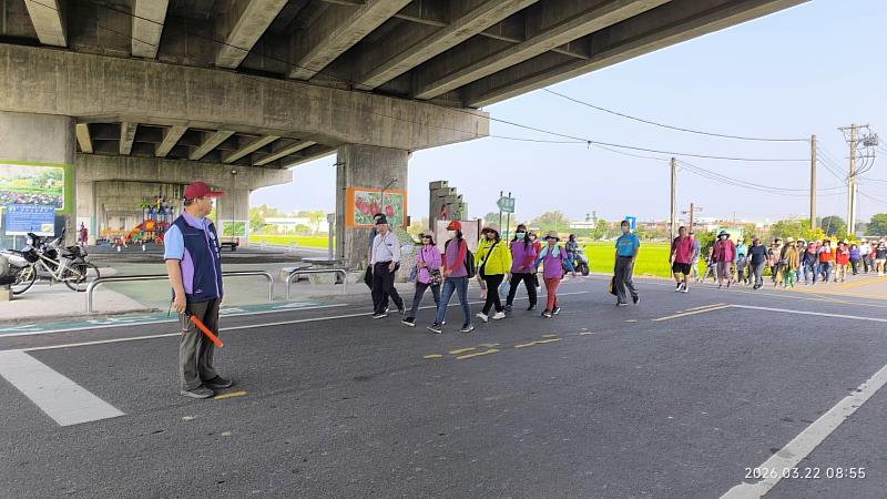 水上鄉辦全民樂活健走,衛生所推運動護腦防失智-2