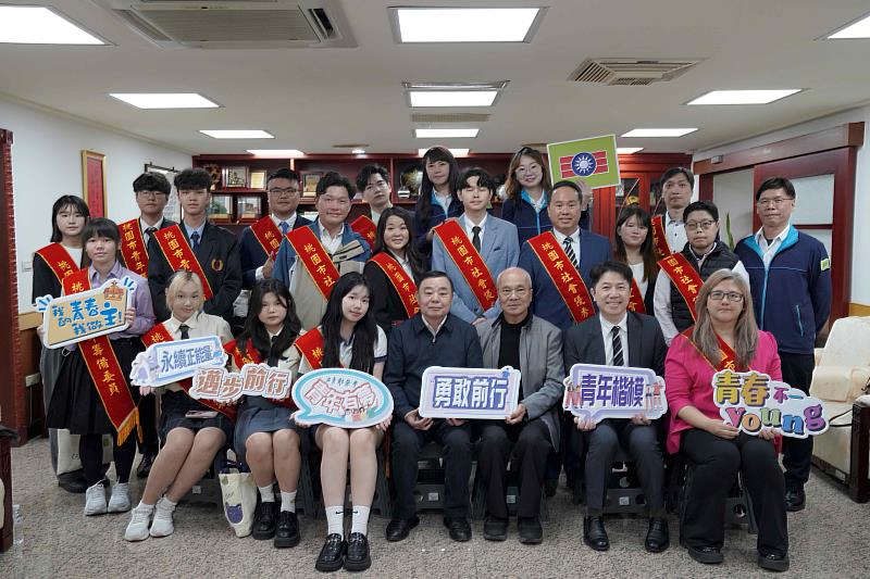 慶祝中華民國115年青年節桃園優秀青年與市長、議長對話 共議城市未來