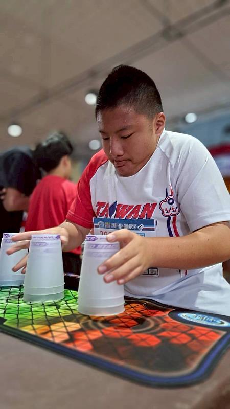 嘉義市代表隊參加2026全國競技疊杯運動錦標賽 勇奪6金8銀8銅 再次展現共融團隊的合作