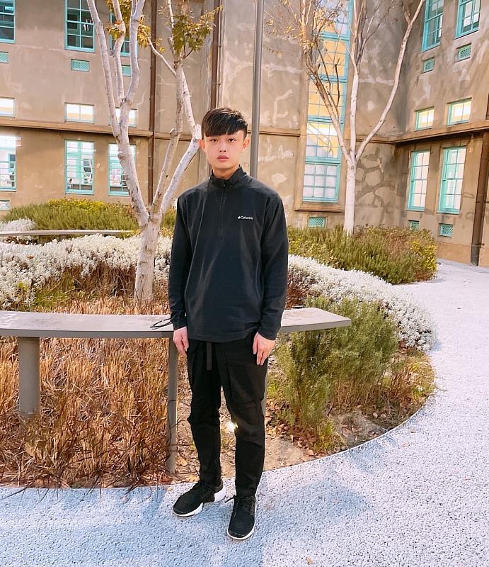 餐飲業出身的蘇竑浩，轉職永慶房屋後第二年即達百萬年薪