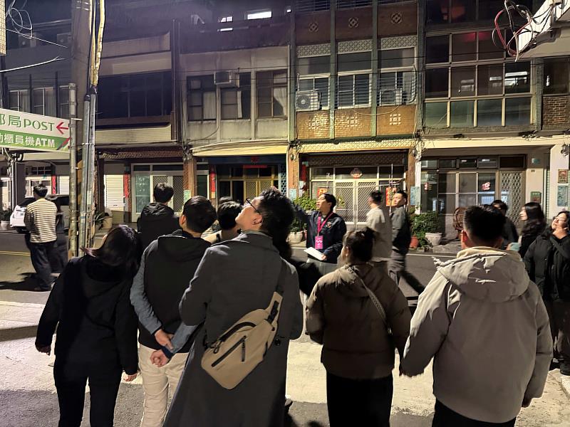 學生導覽老街屋建築語彙中的時間美學