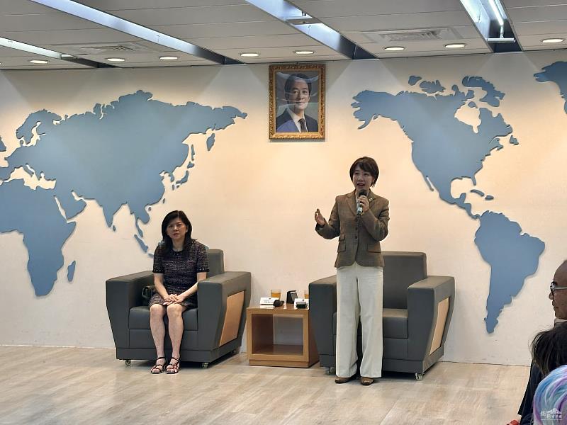 北美洲臺灣旅館公會聯合總會回國訪問團拜會僑委會