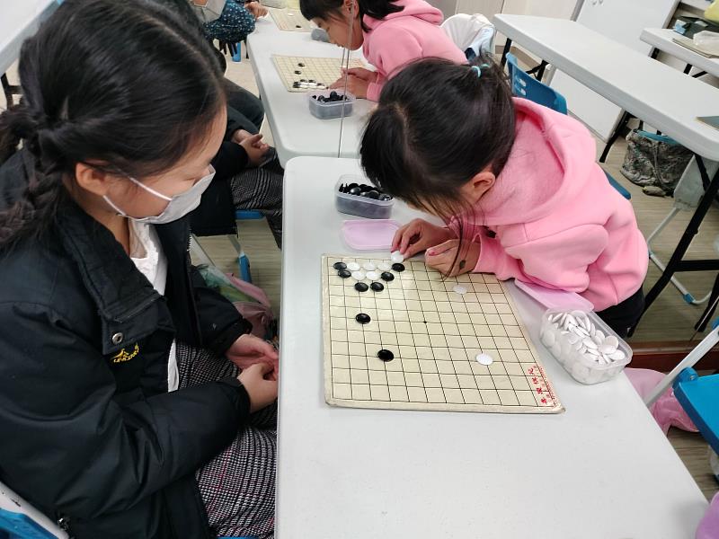 兒童圍棋，從對弈中培養思考力與穩定心性