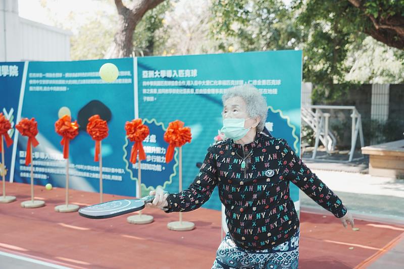 匹克球溫和且節奏適中的特性，適合作為高齡族群預防及延緩失智的「運動處方」。