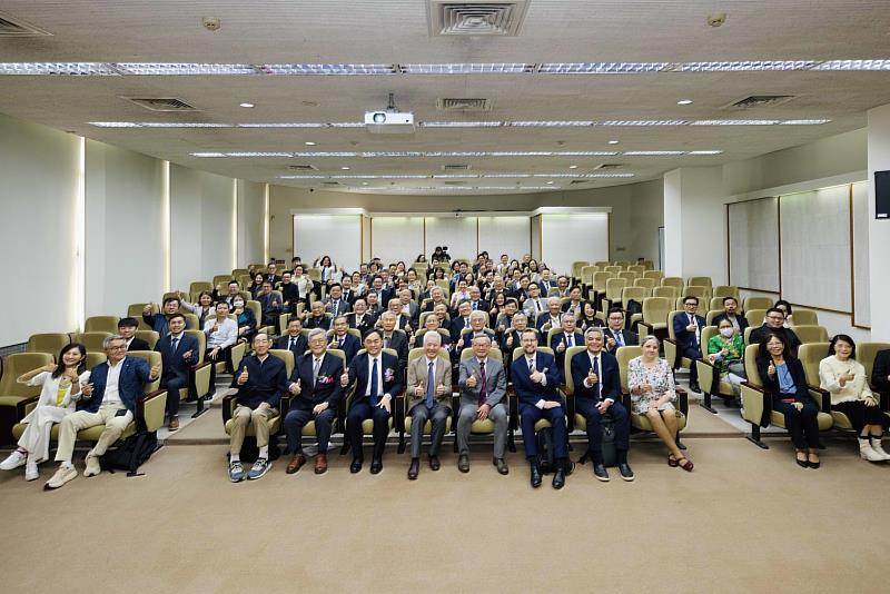 醫療系統聯盟(HSC)未來將持續強化國際鏈結，目前聯盟已與美國、捷克、帛琉等 14 國建立交流機制。