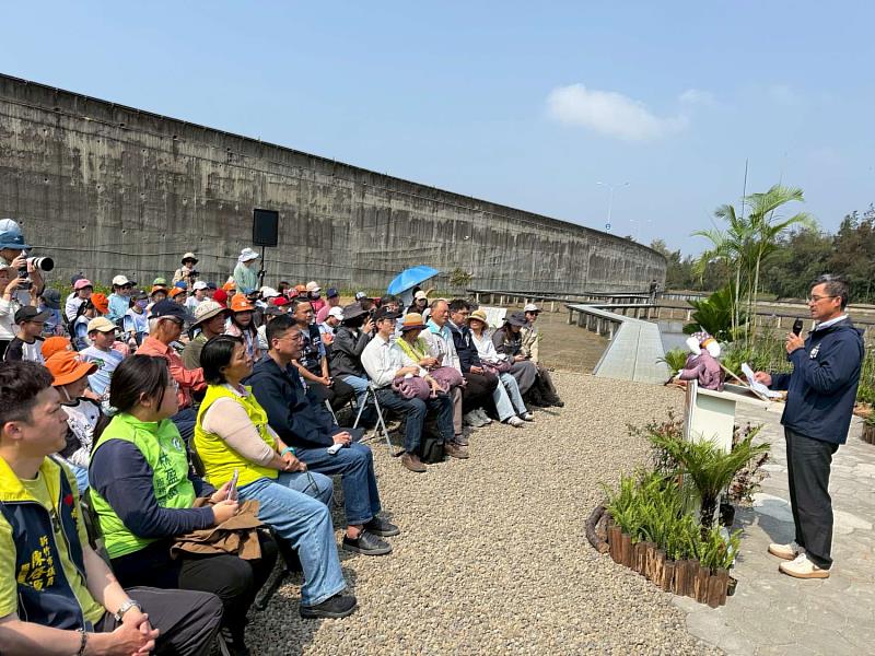 副市長林琨瀚代表市長高虹安參加香山蟹田揭牌。