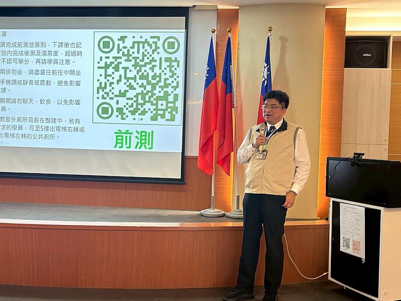 疾病管制署北區管制中心副主任黃志傑致詞。