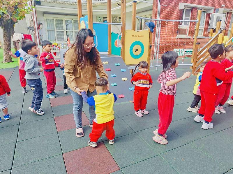 幸福幼教再加碼！ 臺東縣115學年度起調升幼兒園廚工薪資 發放教保員地域加給 共同打造安心優質幼教環境