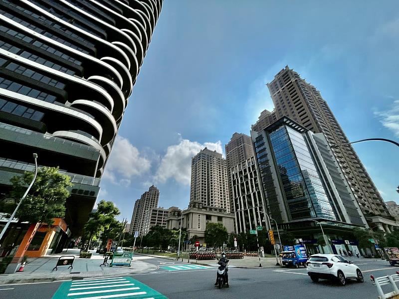 捷運綠線即將通車，藝文特區首要受惠。