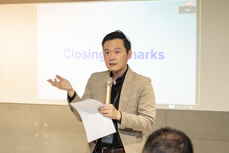 臺科大雙語教育推動辦公室執行長洪紹挺指出，永續的雙語教育與EMI發展，必須建立在證據與學術研究之上，並透過批判反思與嚴謹研究不斷修正方向。