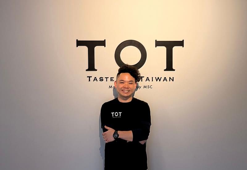 店經理Vans Lai以資深侍酒師的專業與「寶島美味的搬運工」的熱誠,親自為每一支台灣地酒說故事。