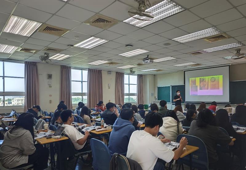保健系黃晉修老師透過過往稽核輔導經驗,帶領學生深入解析實務案例。