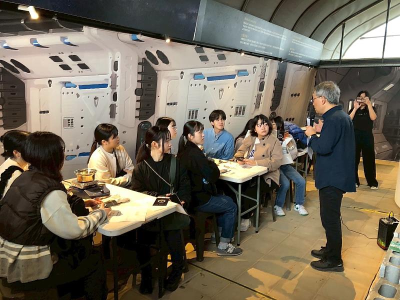 透過實地觀摩與專業導覽，訪團得以近距離觀察到台灣農業科技與食品產業的創新發展，完整體驗從研究層面到產業應用的學習過程。