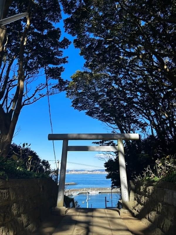 酒列磯前神社主祭少彦名命，據說參拜能夠提昇金運，相當靈驗。