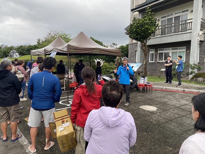 活動現場進行防火宣導。