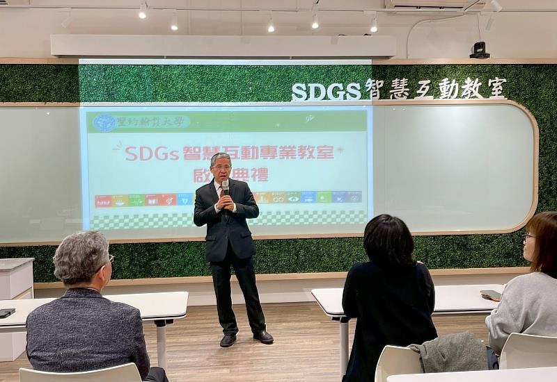 唐彥博校長表示，聖約翰科大將持續建置專業智慧教室推動國際化發展，透過語音聲控與分組互動等設備，在有限空間創造最大價值，未來也將與各界進行更緊密的合作。