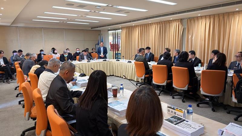 2026年3月26日，文大商學院ACCSB週期性再認證－學院及系所學程簡報。