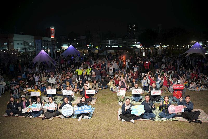 響應全球「關燈一小時」！竹市串聯在地企業與學校共創減碳綠生活