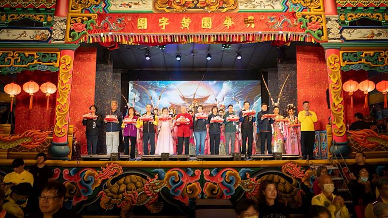 太初玄清宮「夢幻童藝」祈福嘉年華，高虹安市長與市民共享藝文親子時光。