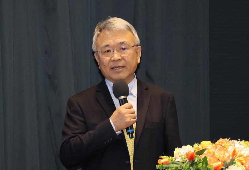 中國科技大學陳振遠校長,深入剖析生成式AI與少子化對高等教育帶來的複合型挑戰。(圖/淡江大學提供)