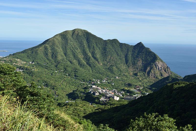 基隆山為「九份金瓜石水湳洞地質公園」的重要地標之一。