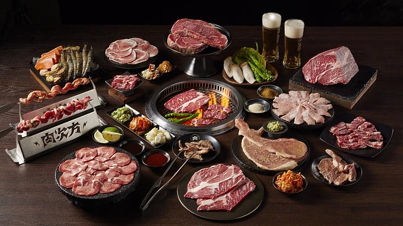 4月底前瘋美食會員結帳出示會員QR Code,有機會月月爽嗑免費燒肉。