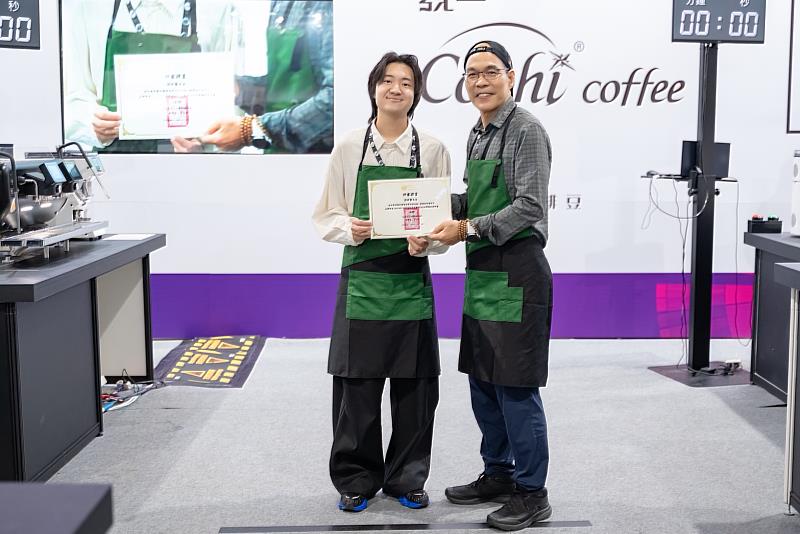 崑山科大培育世界級咖啡職人 憑實力橫跨創業與代言 開創金牌職涯