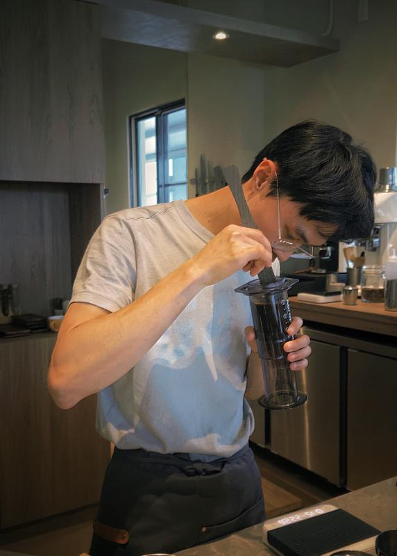 賴力弘透過精品咖啡連結土地文化。