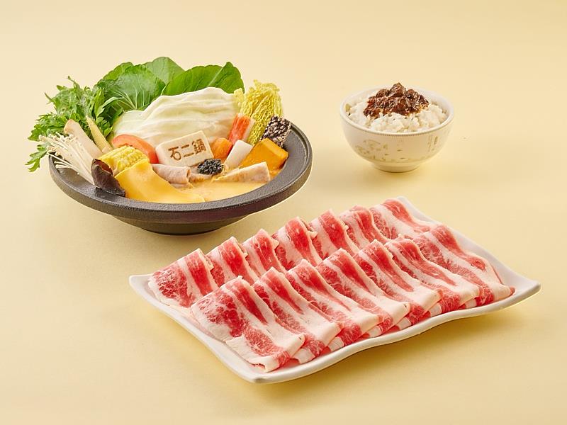 石二鍋新推出的松露牛奶鍋，濃郁奶味伴隨松露香獲得許多消費者喜愛。