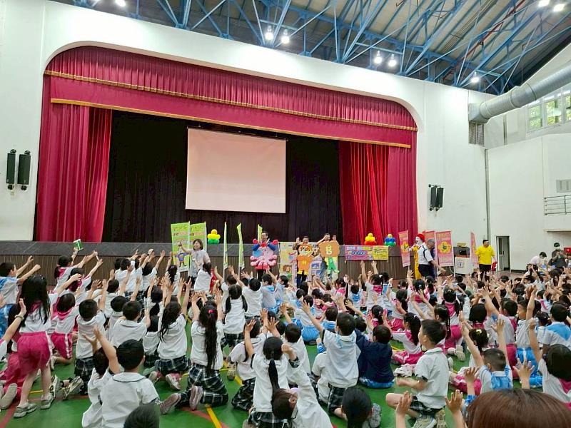 嘉市府攜手麥當勞叔叔宣導正確洗手教育