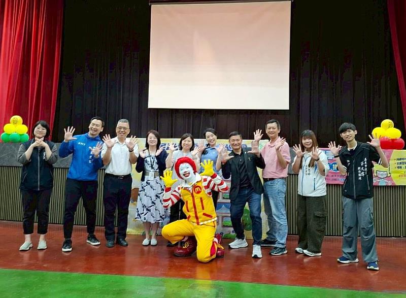 嘉市府攜手麥當勞叔叔宣導正確洗手教育