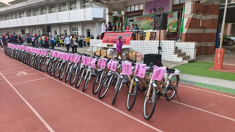 臺南市六甲區早安晨跑熱力登場千人共襄盛舉迎接活力青年節