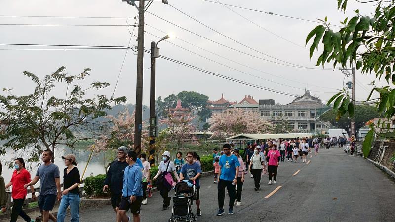 臺南市六甲區早安晨跑熱力登場千人共襄盛舉迎接活力青年節