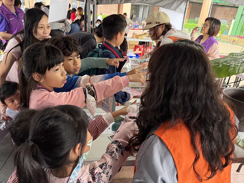 新北市救國團攜手市府 宣導兒童安全守護未來