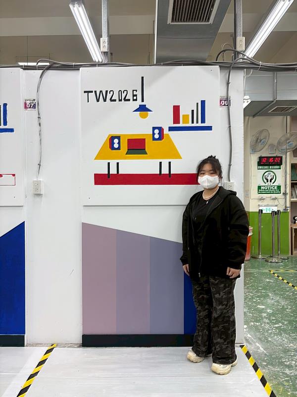 周囿辛榮獲漆作裝潢（北區）佳作獎項。（照片/校方提供）