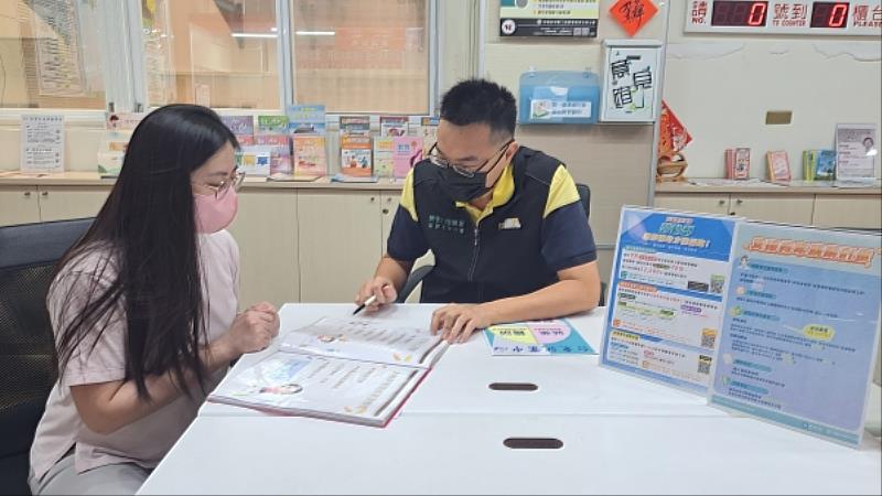 為協助青年穩健踏出職涯第一步,勞動部台東就業中心積極提供履歷健診、面試技巧強化及職涯諮詢服務,並運用「支援青年就業計畫」,成功協助應屆畢業生順利投入理想產業。(示意圖,非本人)
