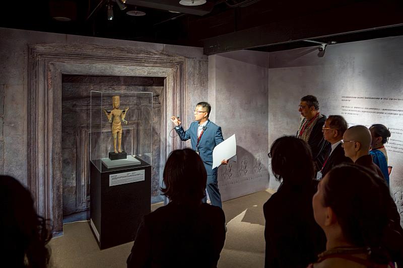 6樓展區「消失的密室」首度展出印度教守護神毗濕奴青銅像。（圖由世界宗教博物館提供）
