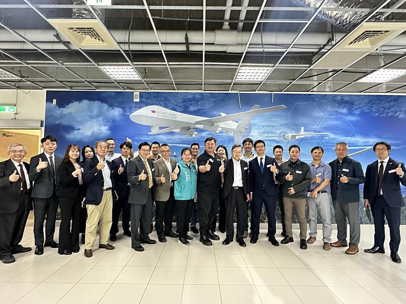 深化台日無人機合作 翁章梁見證Autonomy HD與新樂飛簽署戰略合作MOU