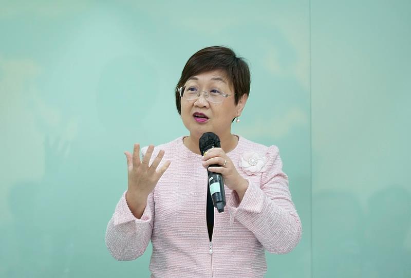 委員長徐佳青致詞。