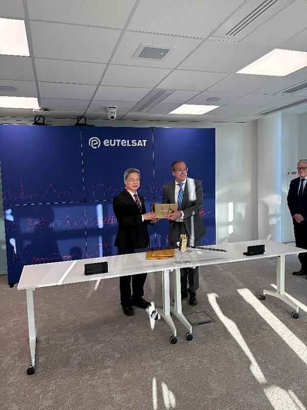 龔明鑫部長率團訪問法國 深化經貿產業夥伴關係