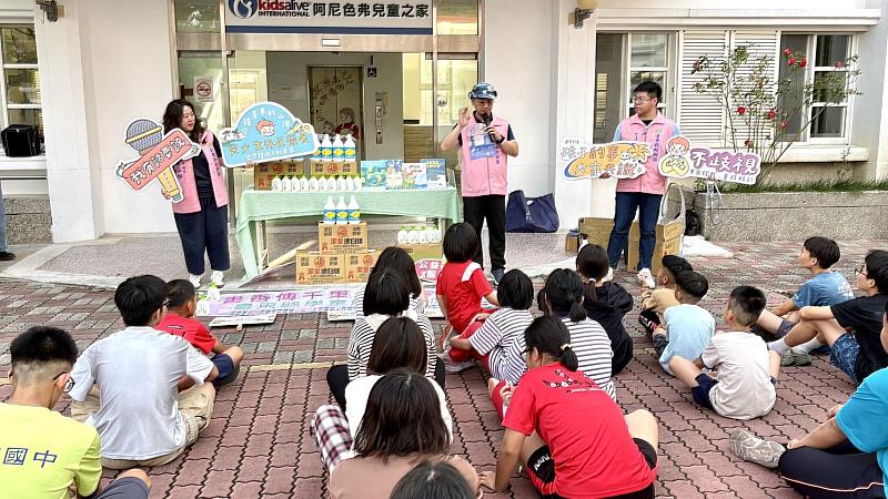 閱讀傳愛到臺東 救國團攜手各界關懷兒童之家